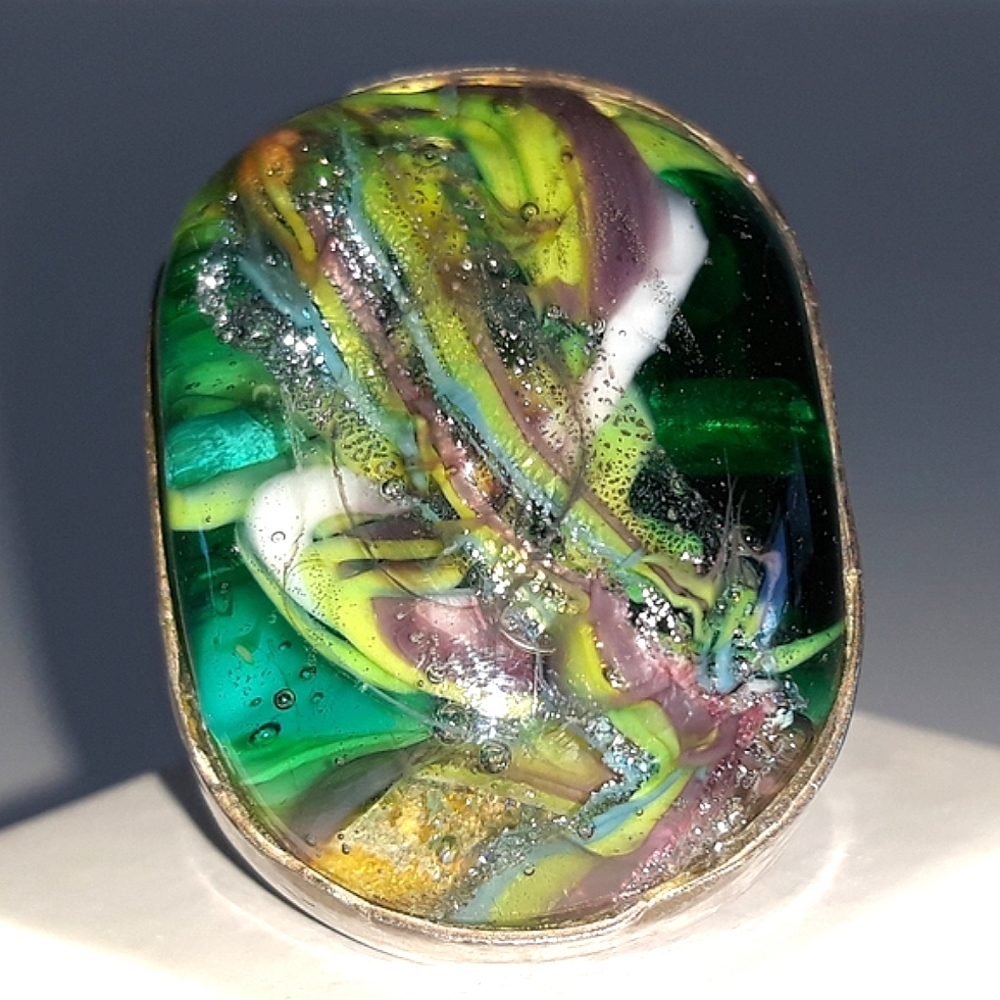 *Artisan Signed Art Glass Ring